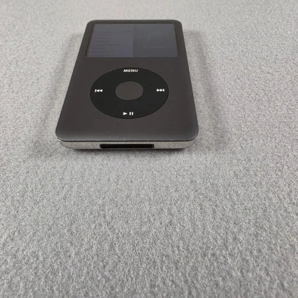 Apple iPod Classic 160GB MP3 Music Player Black